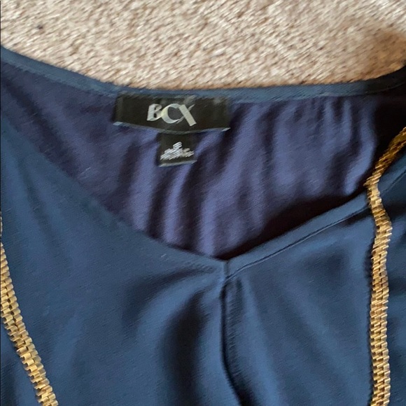 Dress too - Picture 2 of 5